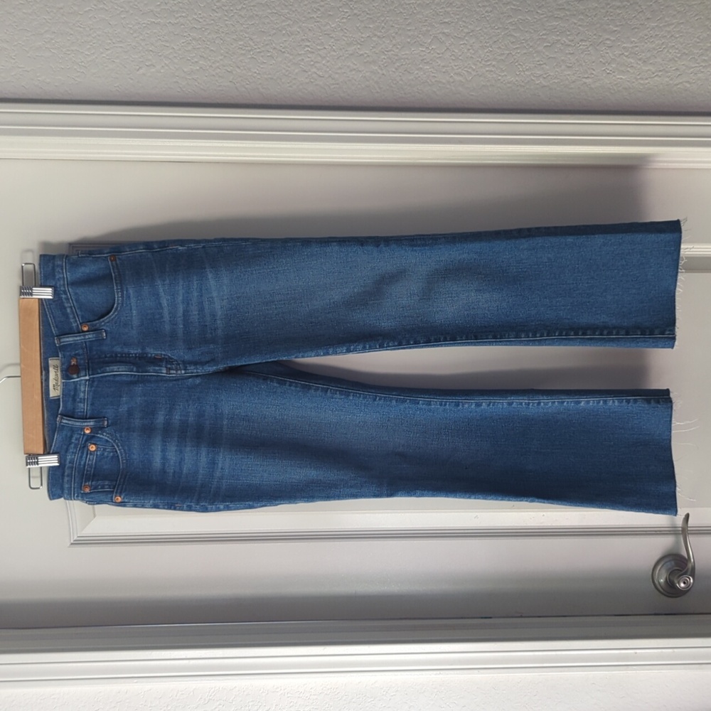 Madewell - Mid Rise Kick Out Crops - Raw Hem Edition - NWT - Size 26 - Picture 5 of 13